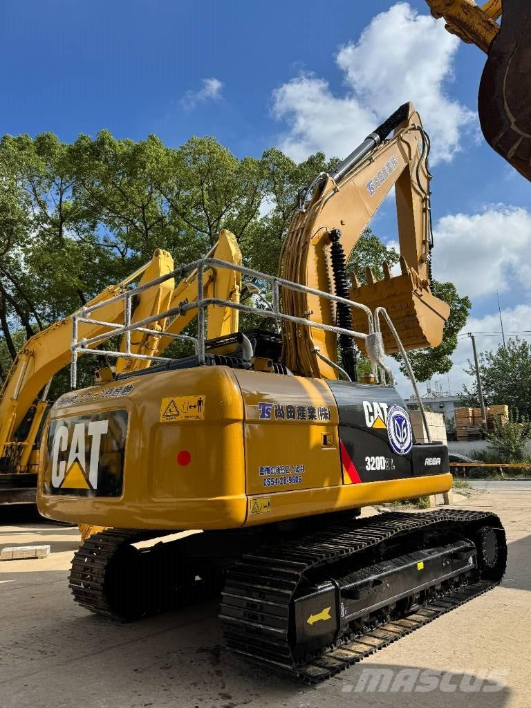 CAT CAT320D Midi excavators  7t - 12t