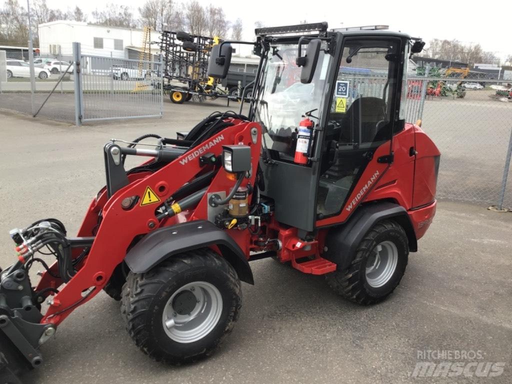 Weidemann 1390 Multi purpose loaders