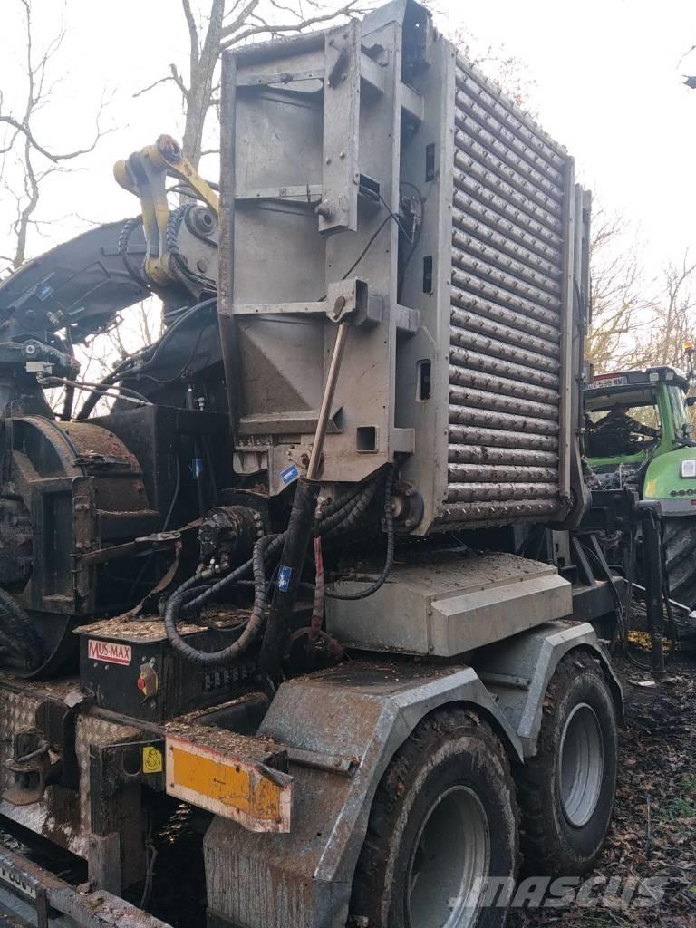 Mus-Max T 11 XL Wood chippers