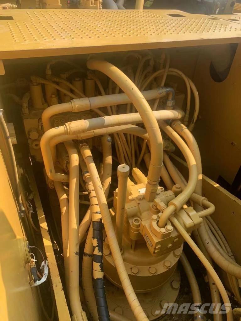 CAT 320 D Crawler excavators