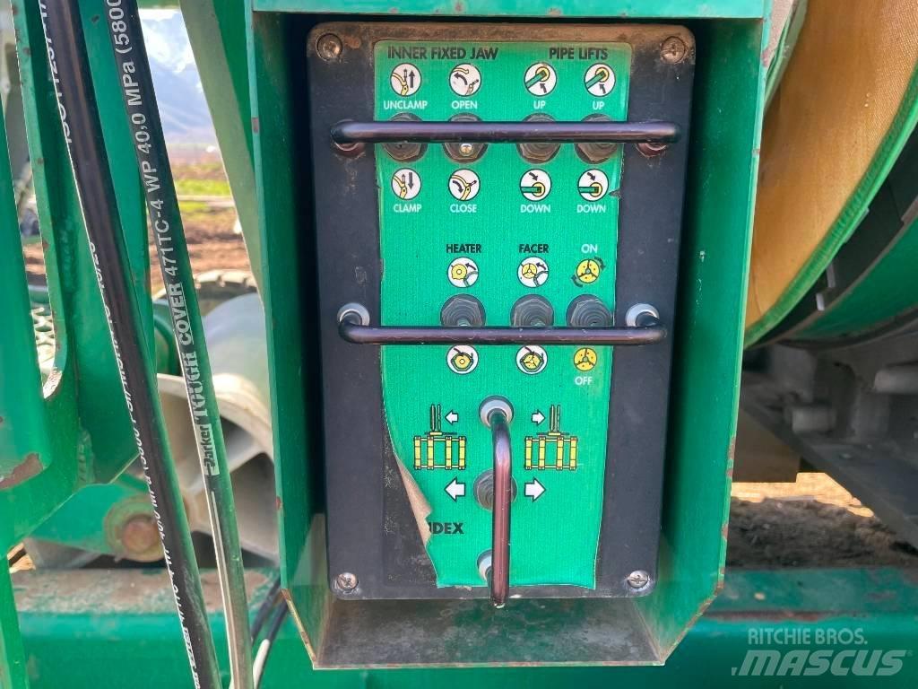 McElroy MEGAMC 1600 Pipelayer dozers