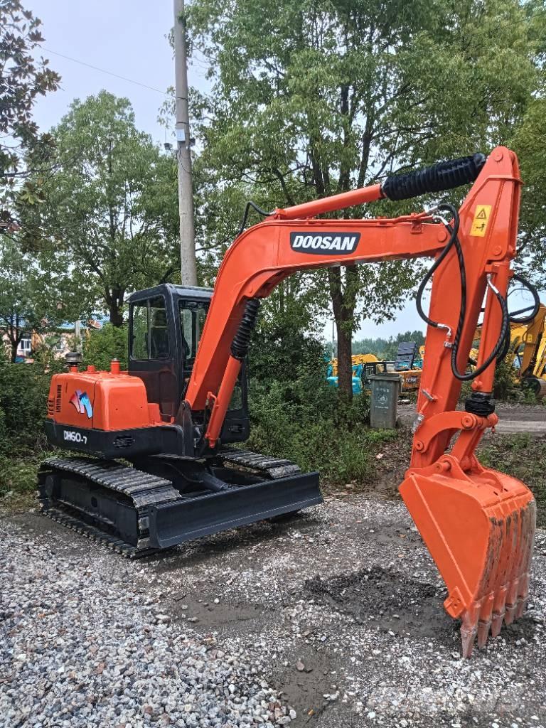 Doosan DH 60 Crawler excavators