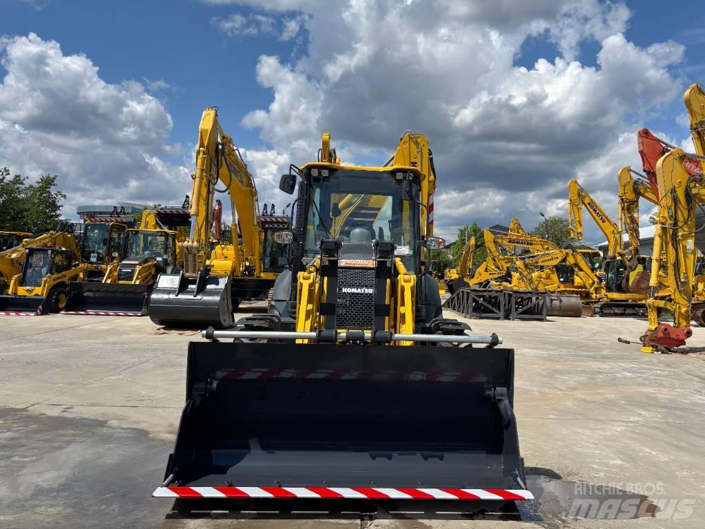 Komatsu WB93R-8E0 Backhoe loaders