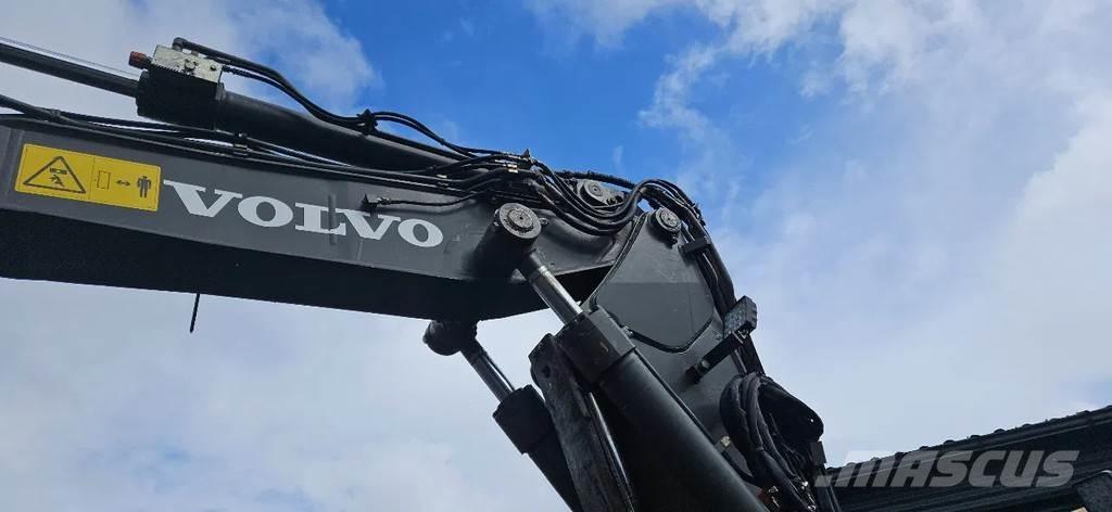 Volvo ECR88 D Midi excavators  7t - 12t