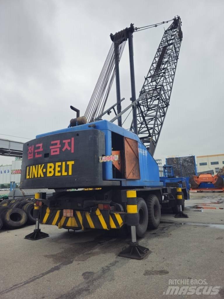 Link-Belt HC238J All terrain cranes