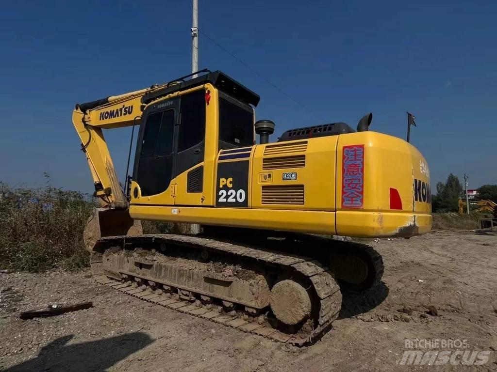 Komatsu PC 220 Crawler excavators
