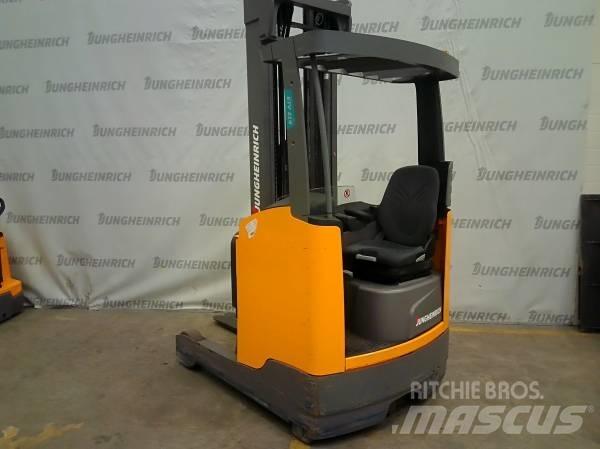 Jungheinrich ETV 214 Reach trucks