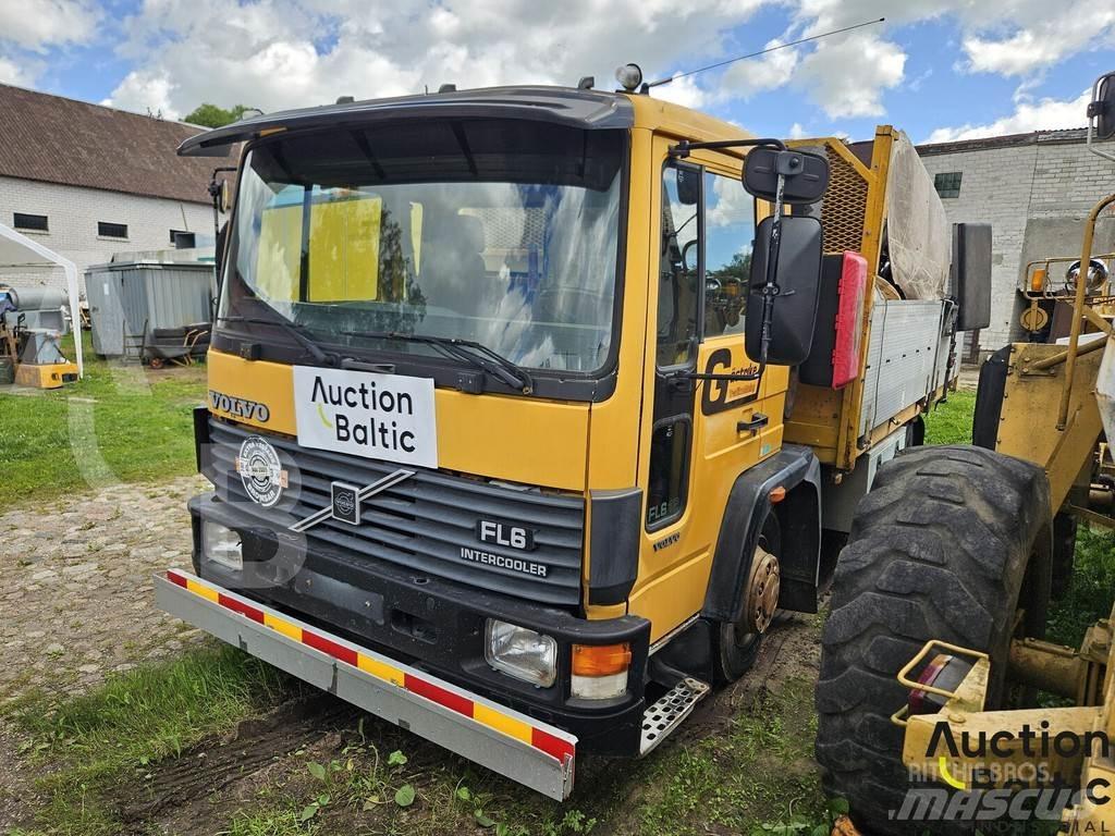Volvo FL612 Flatbed / Dropside trucks