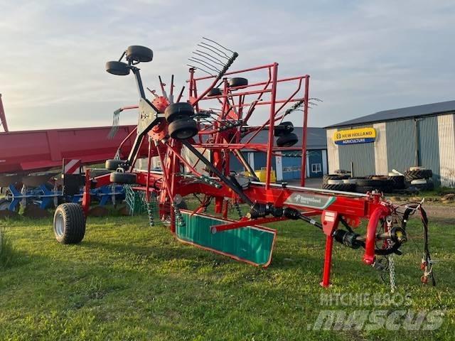 Kverneland 9584 C Windrowers