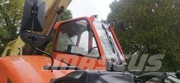 JLG 4017 RS Cabins and interior