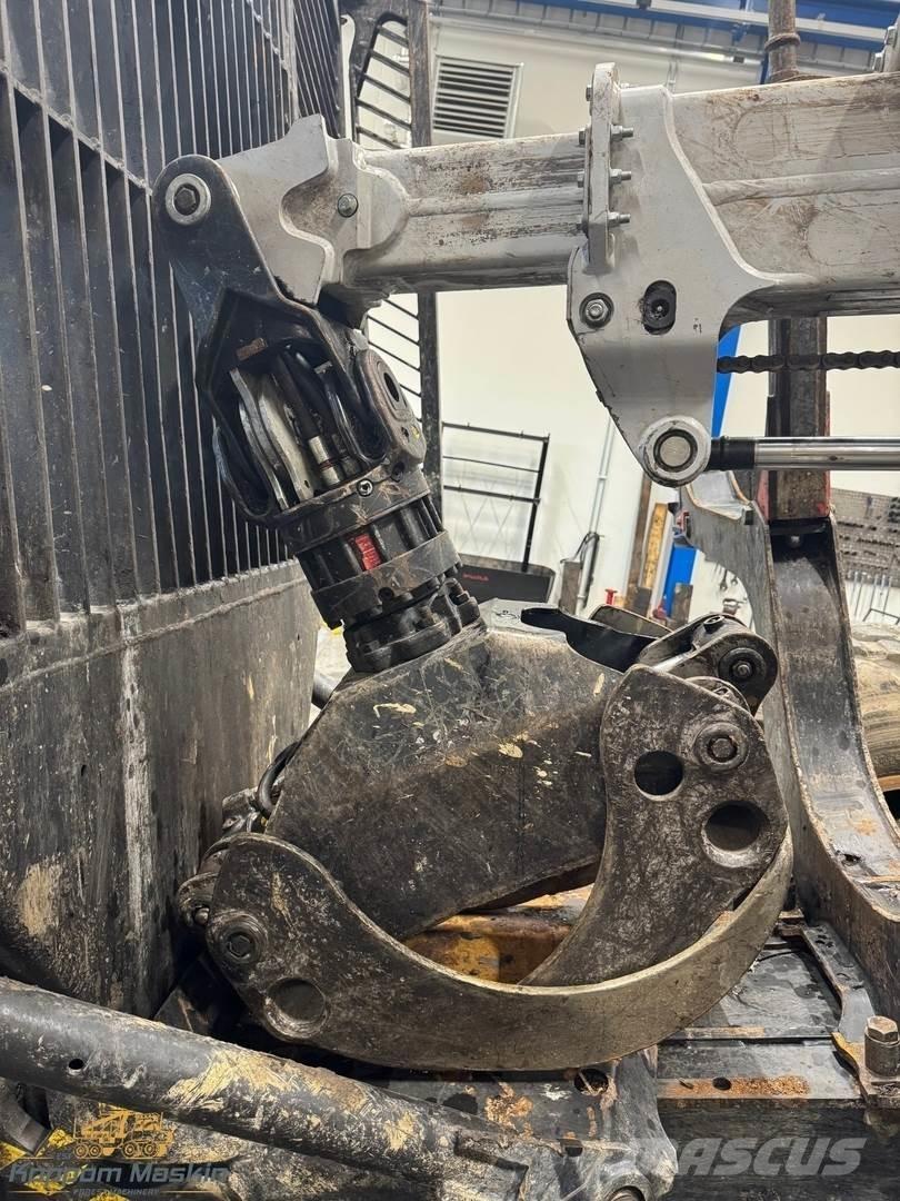 Komatsu 855 Forwarders