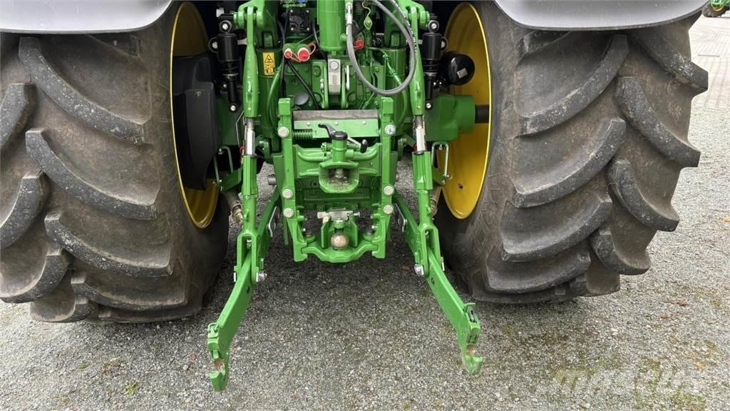 John Deere 6M 240 Tractors