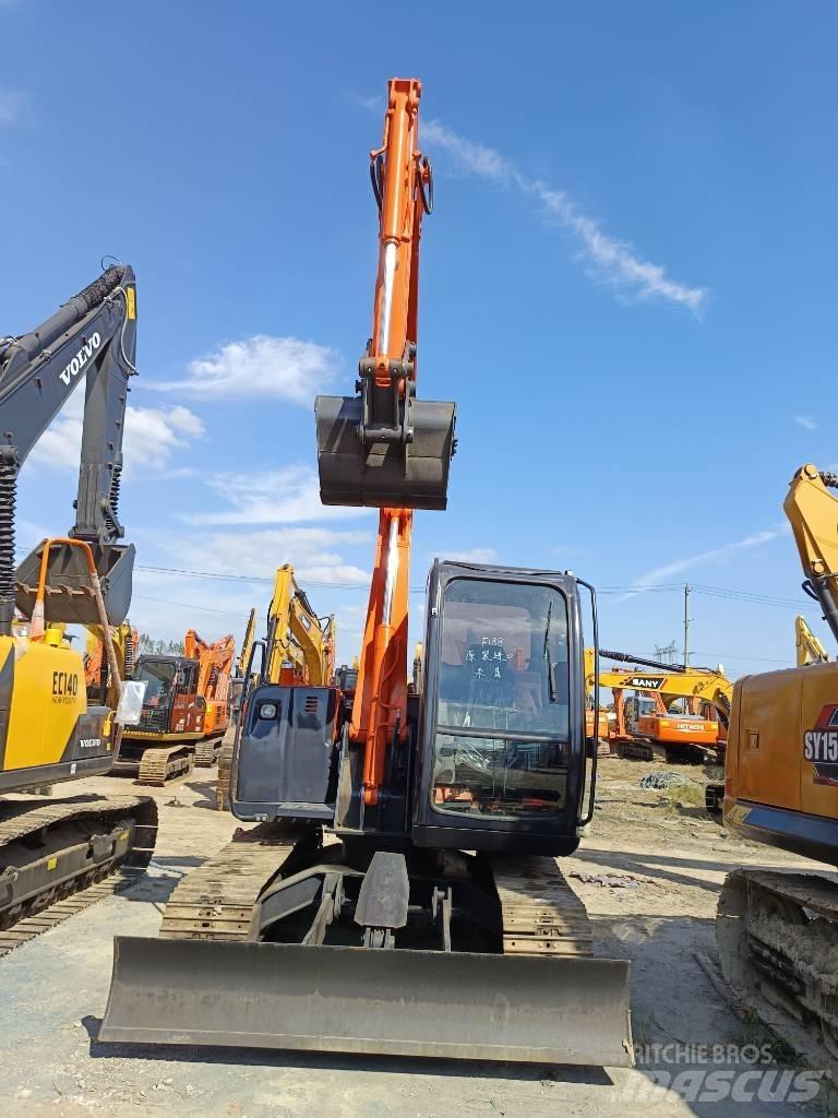 Hitachi ZX 75 Midi excavators  7t - 12t