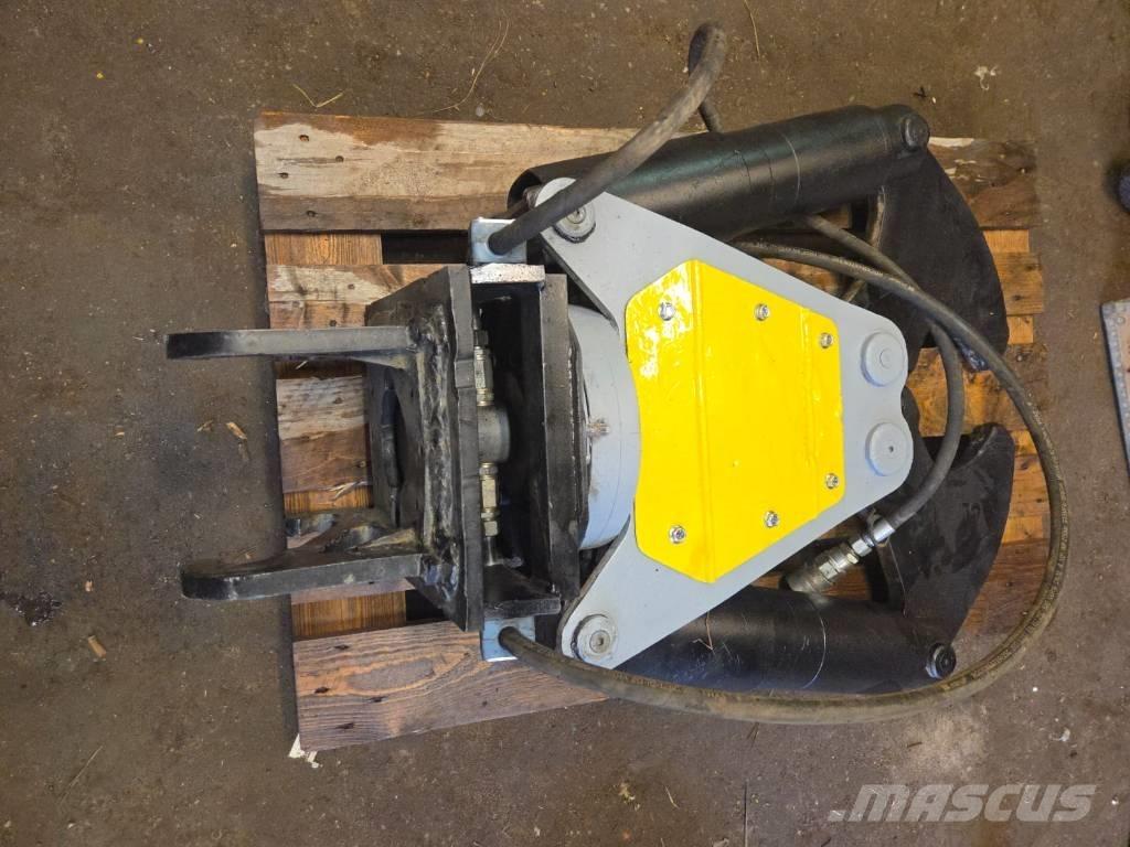 Brokk CC400 Cutters