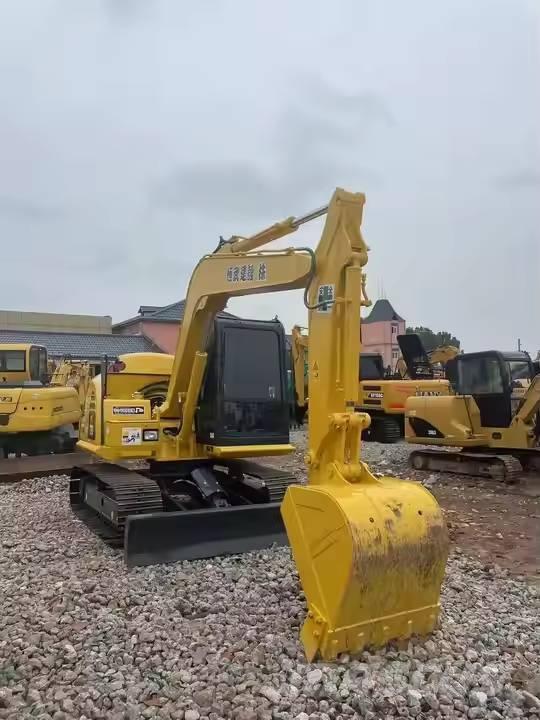 Komatsu PC70-8 Midi excavators  7t - 12t