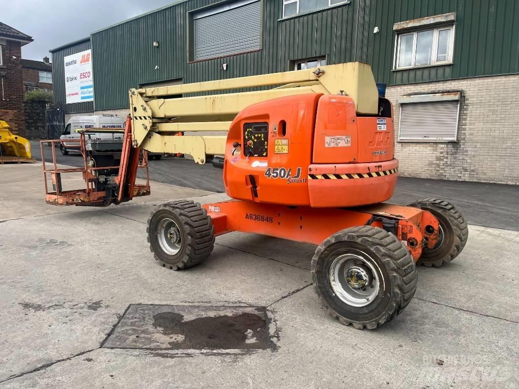 JLG 450 AJ Articulated boom lifts