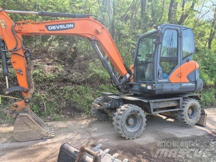 Doosan DX 55 W Wheeled excavators