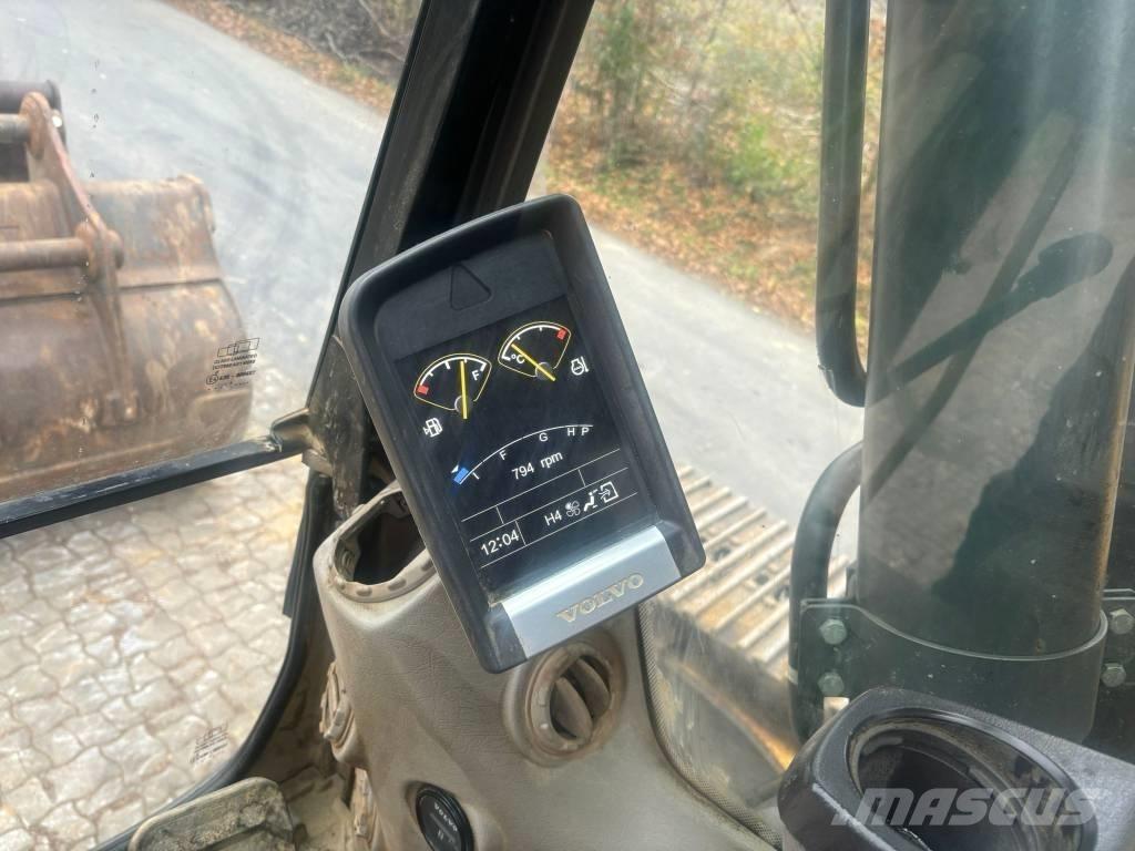 Volvo EC 220 DL Crawler excavators