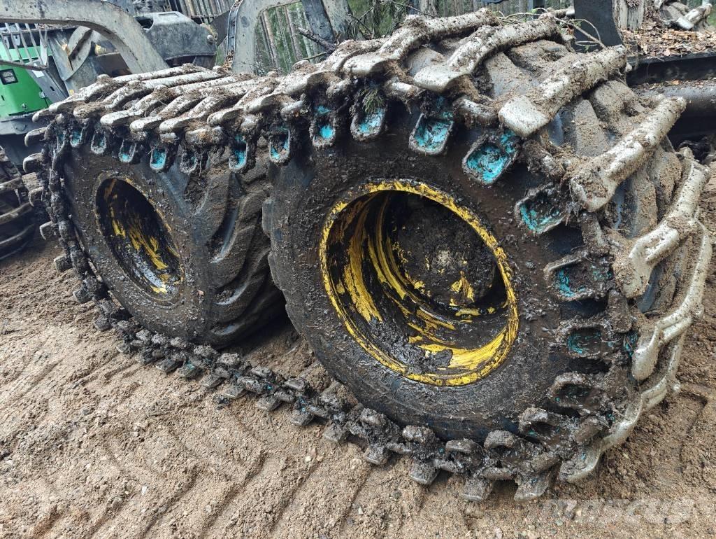 John Deere 1510 G Forwarders