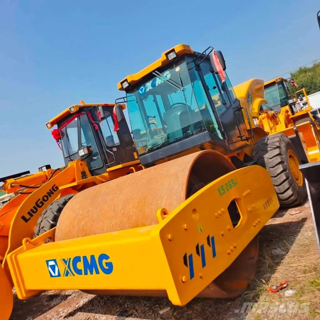 XCMG XS263J Single drum rollers