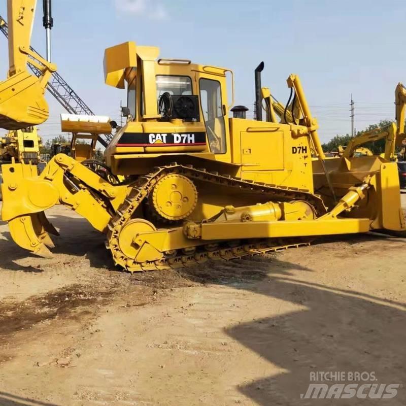 CAT D7H Crawler dozers