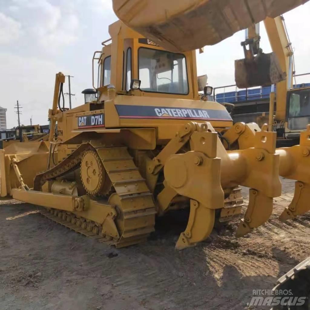 CAT D7H Crawler dozers