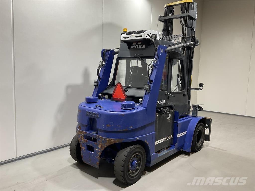 Mora EP85RA Electric forklift trucks