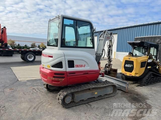 Takeuchi TB235 Mini excavators < 7t (Mini diggers)