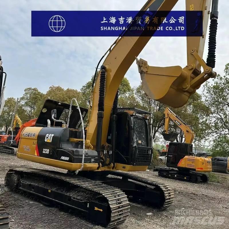 CAT 323 D Crawler excavators