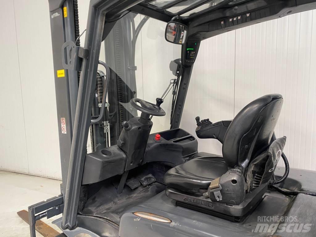Linde E30L-01 Electric forklift trucks