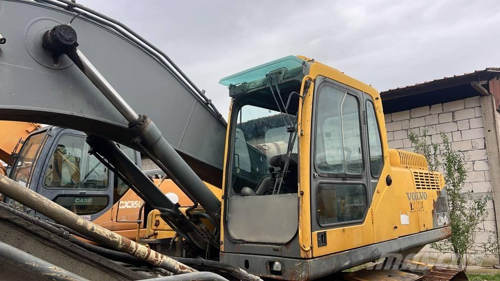 Volvo EC 290 B LC Cabins and interior