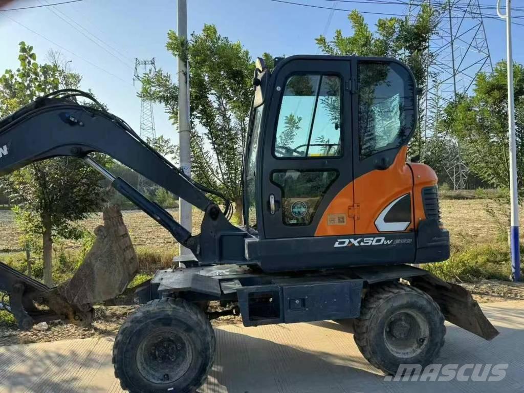 Doosan DX 60 Crawler excavators