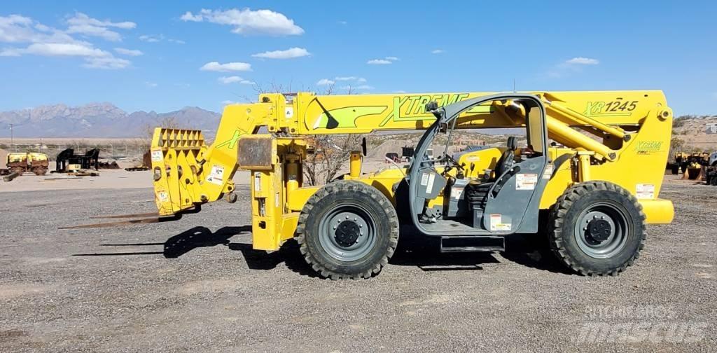 Xtreme XR1245 Telescopic handlers