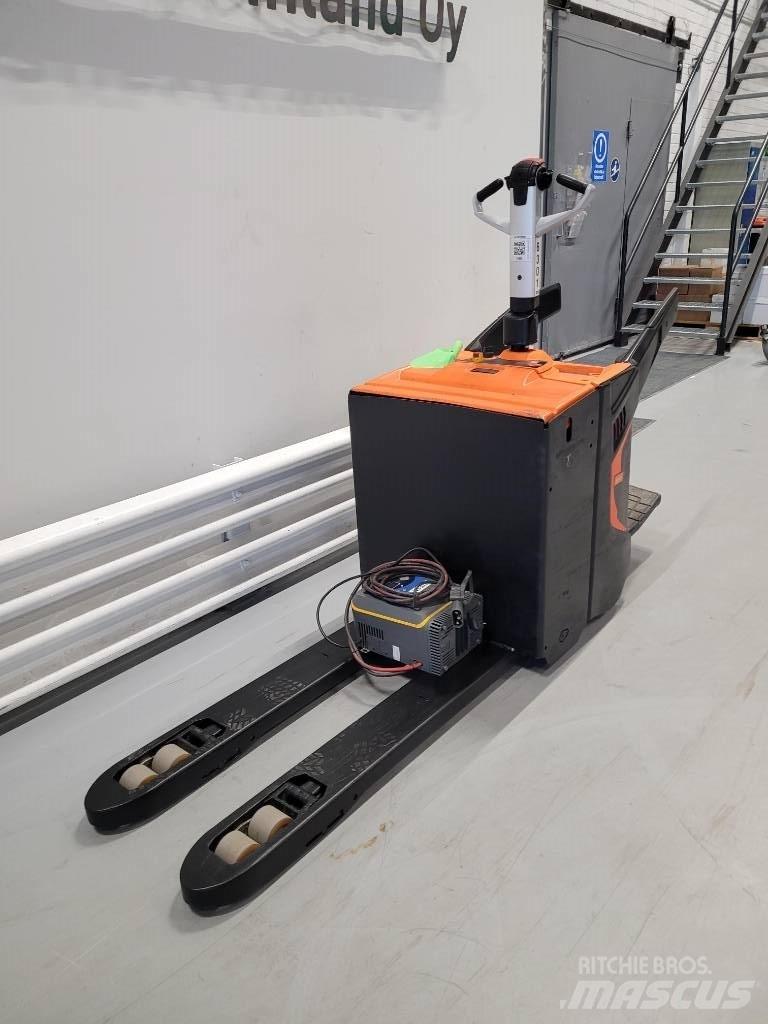 Rocla TPS20 Low lifter with platform