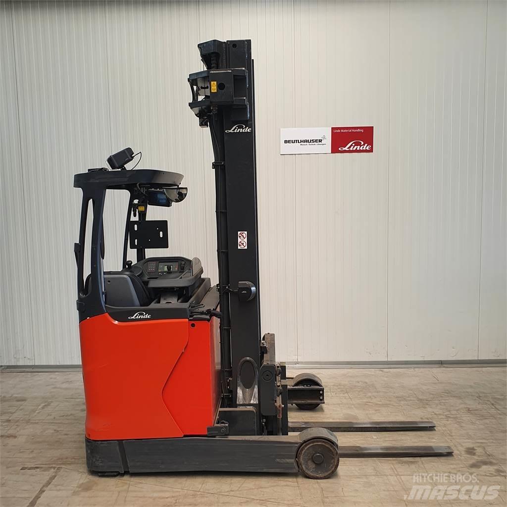 Linde R16HD Reach trucks