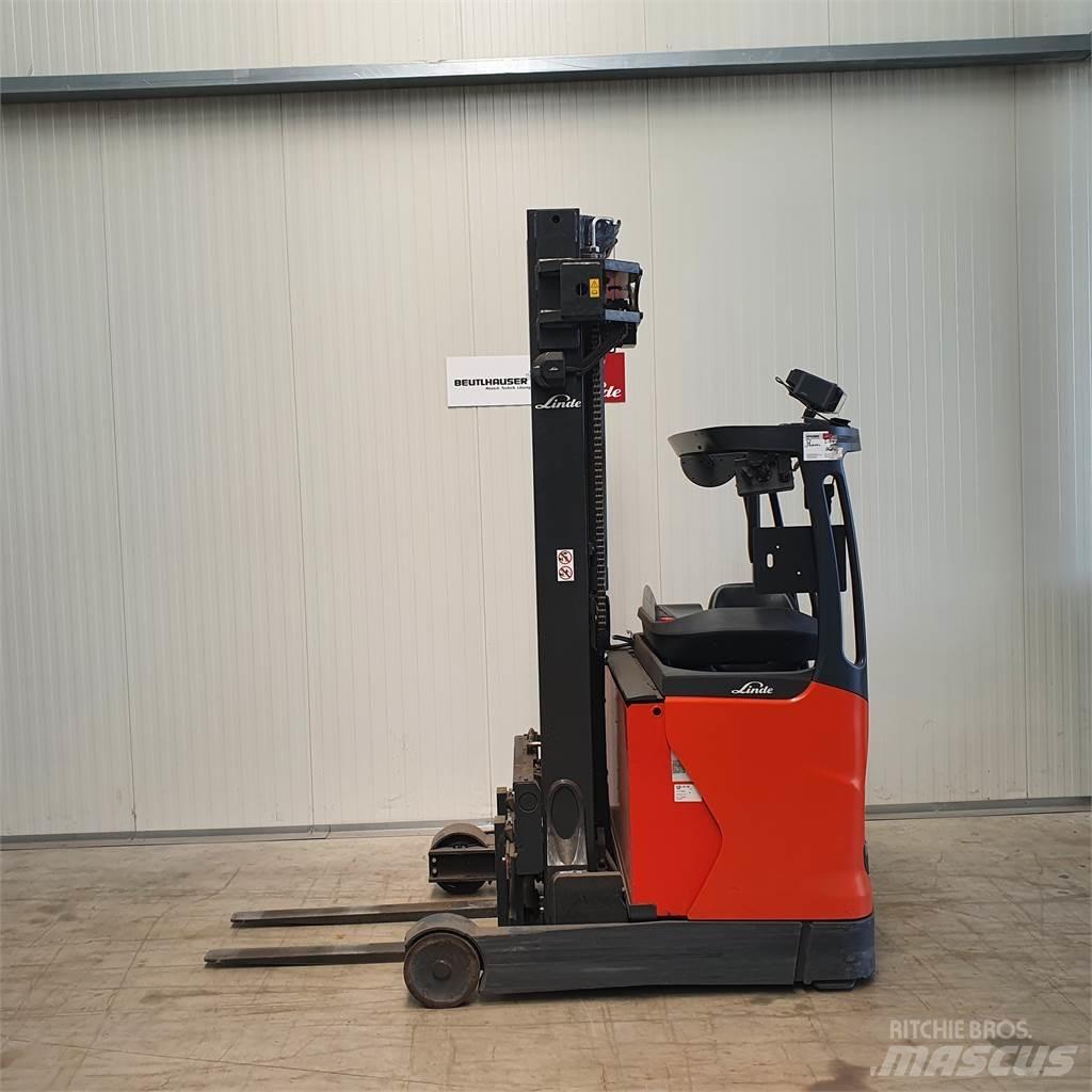 Linde R16HD Reach trucks