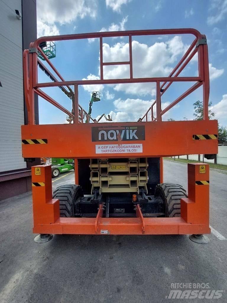 JLG 330 LRT MEGADECK Scissor lifts