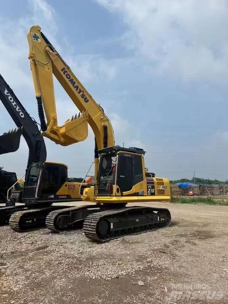 Komatsu 210-8 Crawler excavators