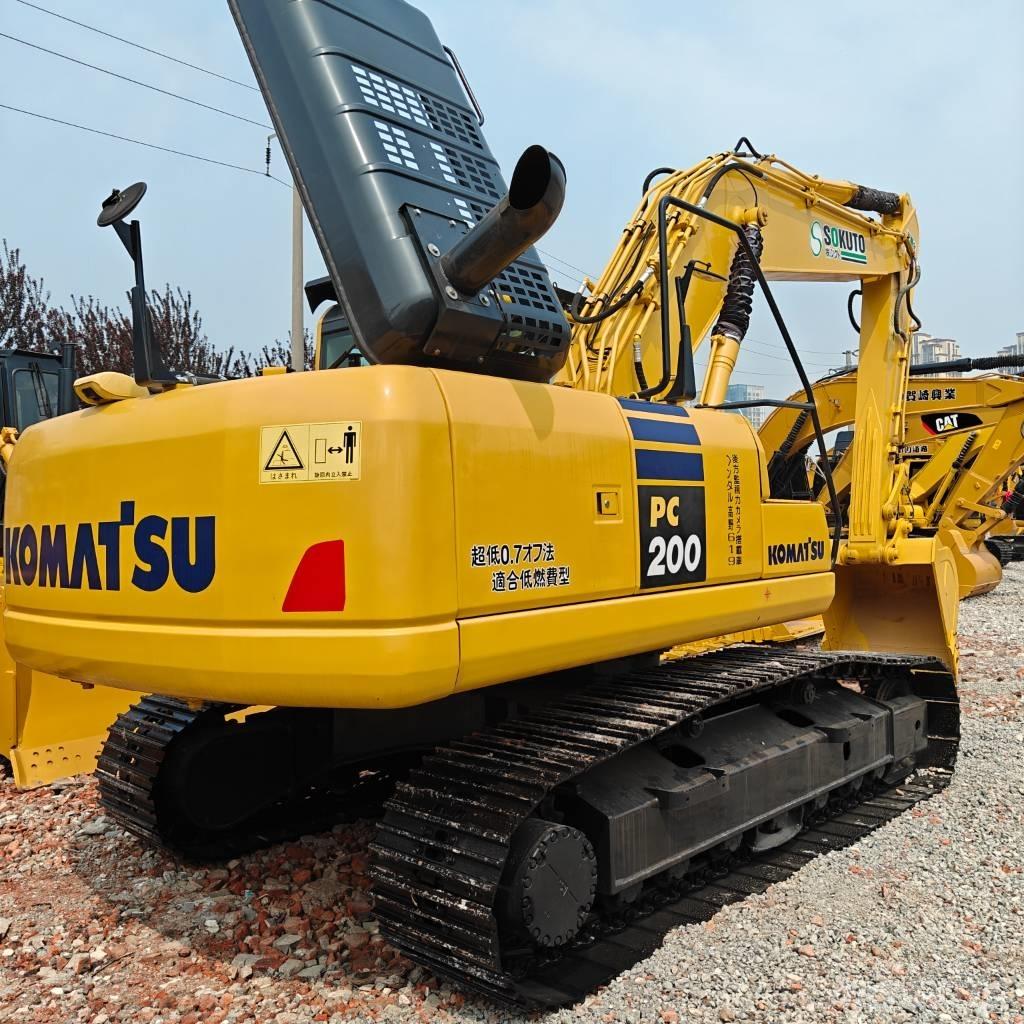 Komatsu 200-8 Crawler excavators