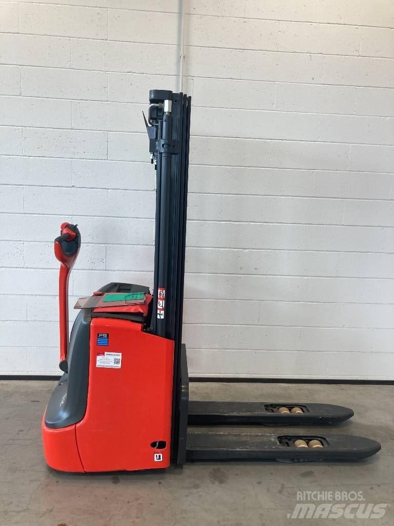 Linde L12i/1172 Pedestrian stacker
