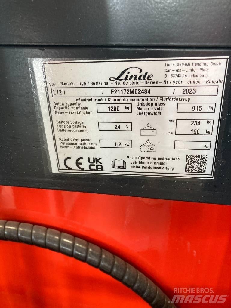 Linde L12i/1172 Pedestrian stacker