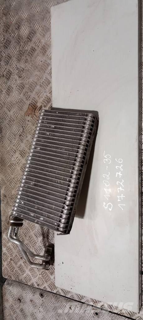Scania R 440.   1772726 Radiators