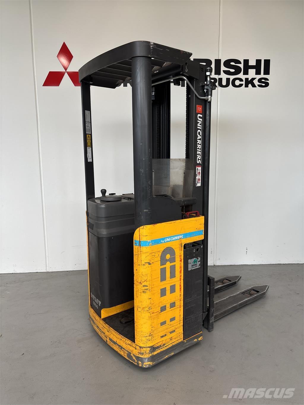 Atlet A160 Self propelled stackers