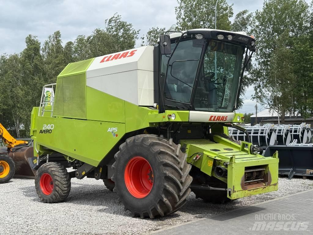Claas Avero 240 Combine harvesters