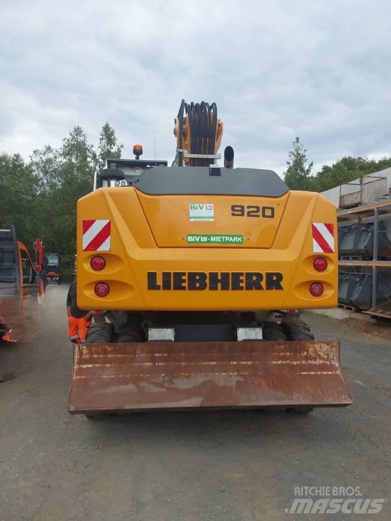 Liebherr A 920 Wheeled excavators