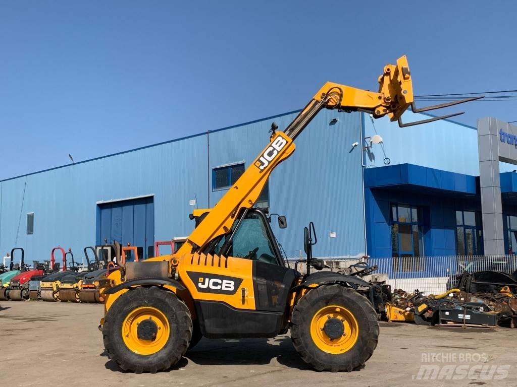 JCB 526-56 Agri Telehandlers for agriculture