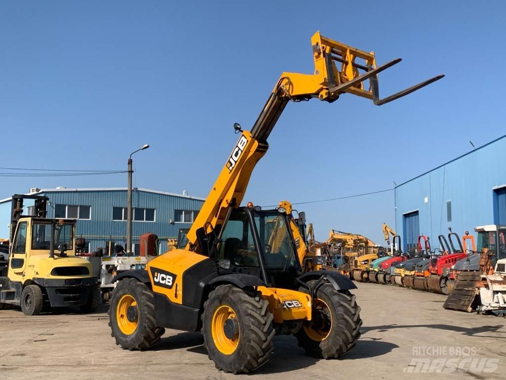 JCB 526-56 Agri Telehandlers for agriculture