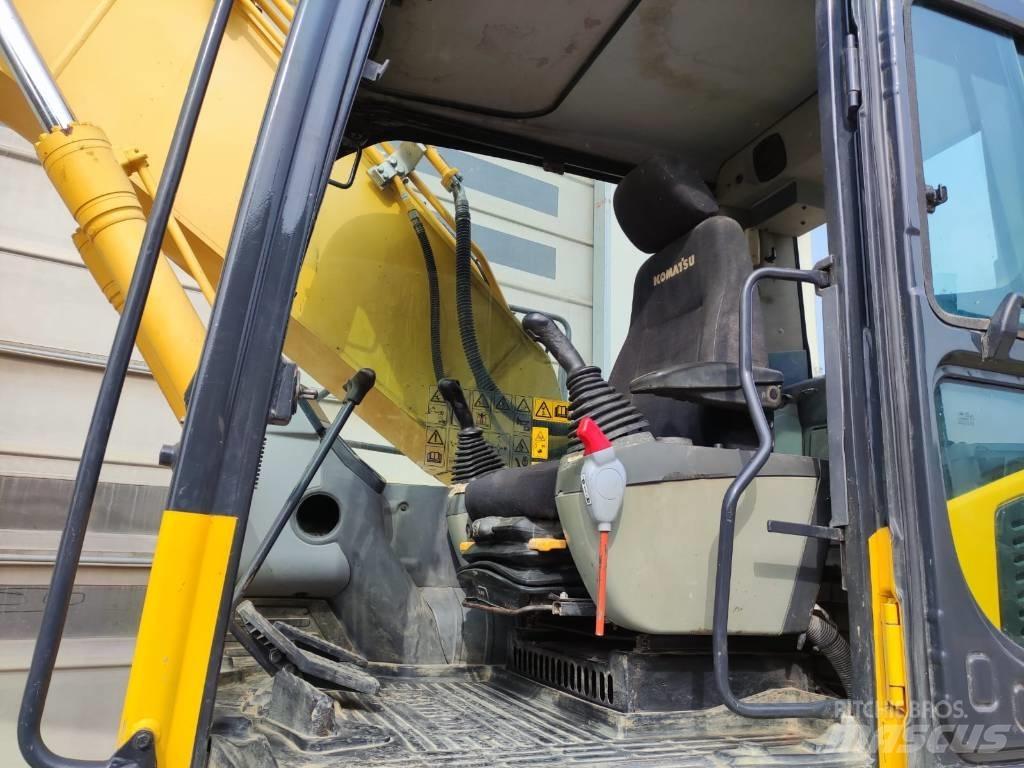 Komatsu PC 210 NLC-8 Crawler excavators