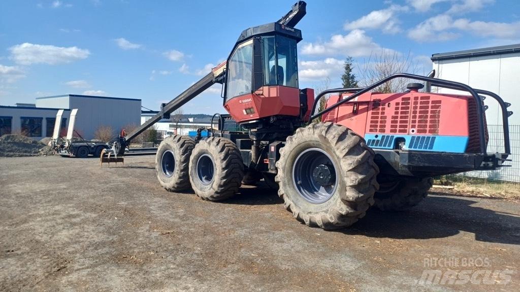 Valmet 921 Harvesters