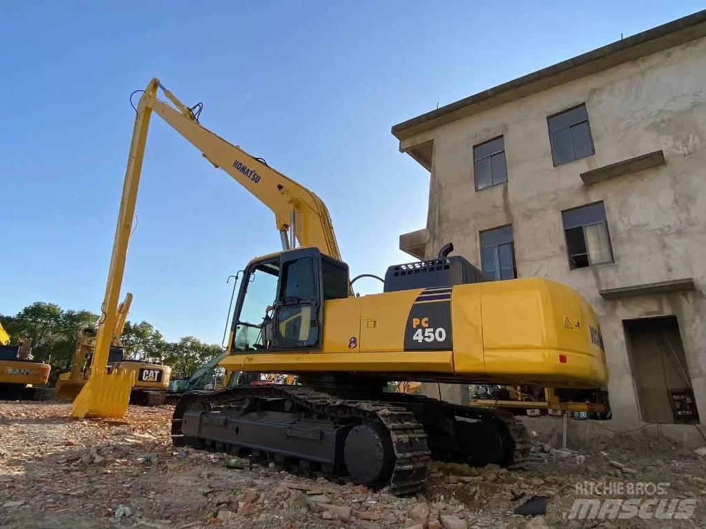 Komatsu PC450-8 Crawler excavators